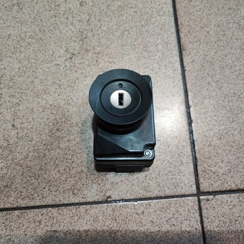 фото №1, Замок зажигания vw phaeton touareg audi a8 d3