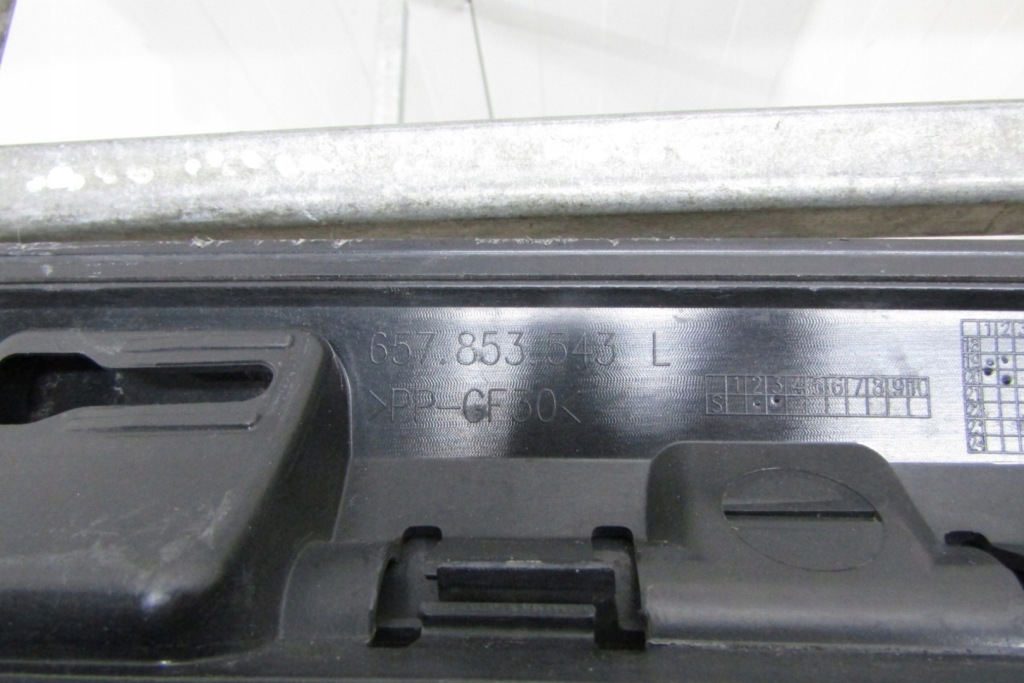 Молдинг поріг ліва skoda scala monte carlo 657853859 Ціна