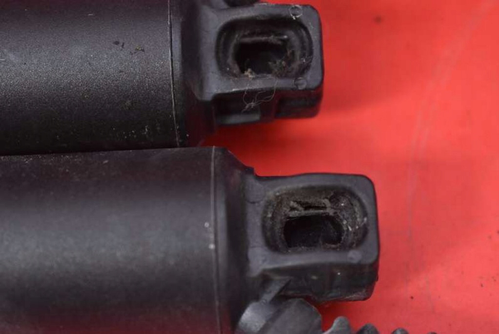 фото №7, Привод амортизаторы крышки 658827852a 658827851a skoda kamiq 19-