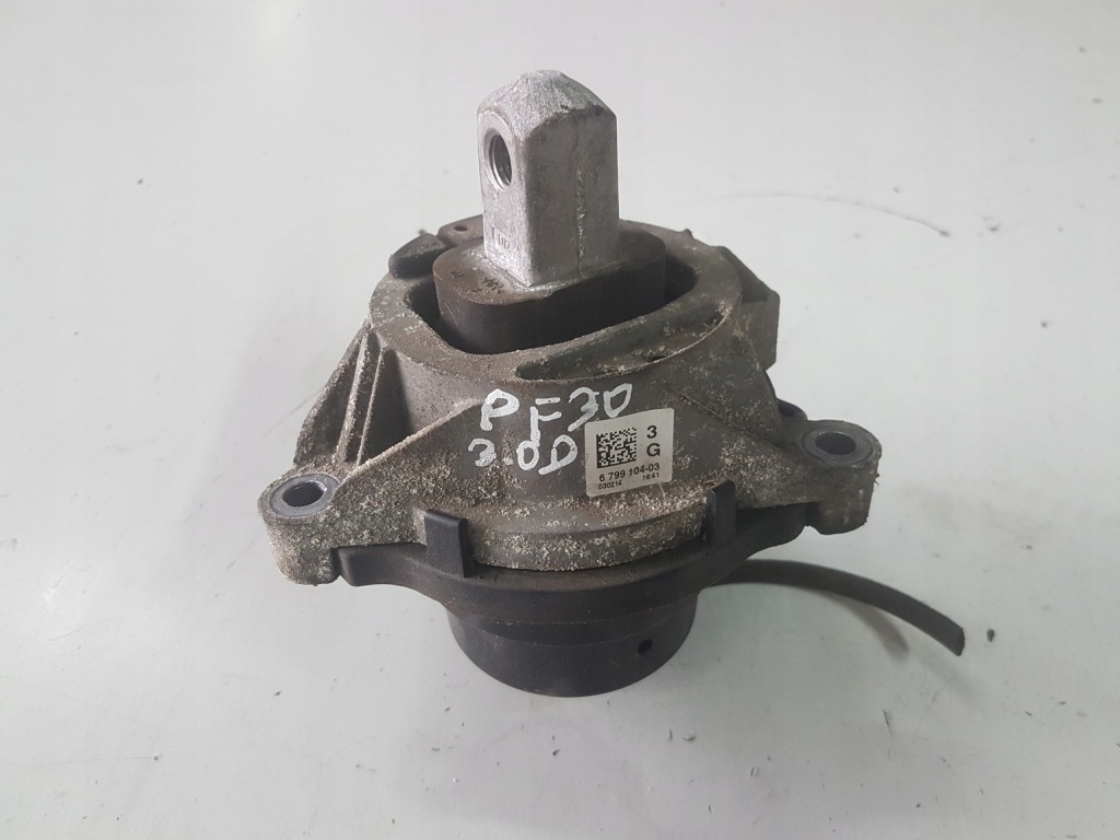 фото №1, Bmw 3 f30 f31 3.0 d 330d подушка двигателя