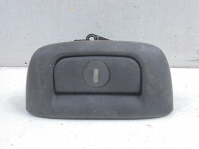 фото №1, Renault thalia 00-05 ручка кришки багажника 7700431773