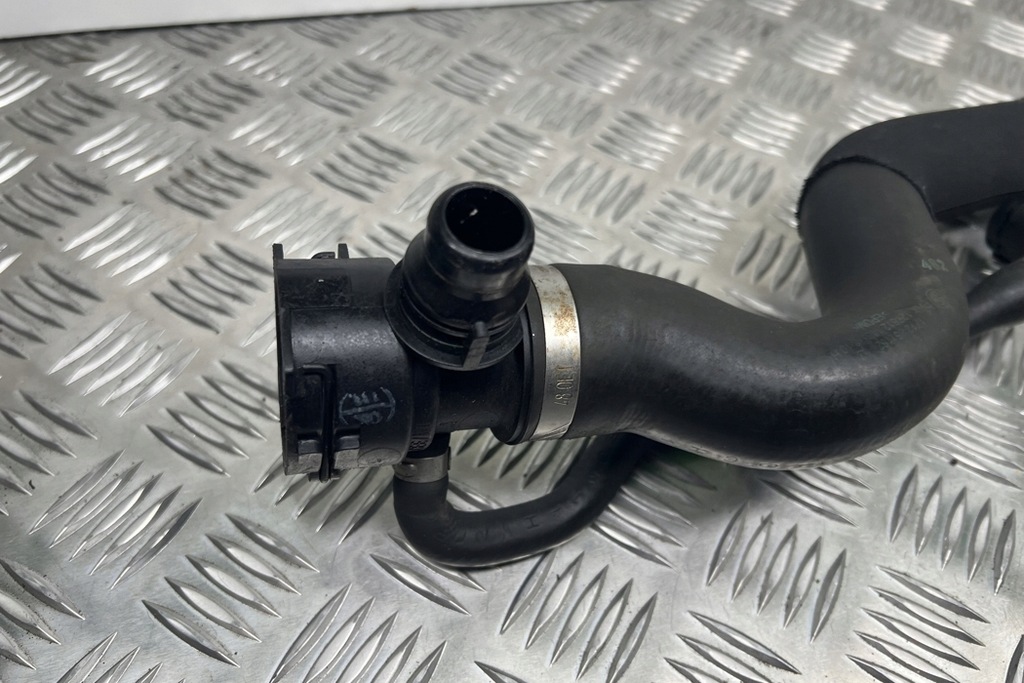 фото №8, Труба охлаждение bmw 3 coupe e92 8511623 3.0l дизель 180kw 2010