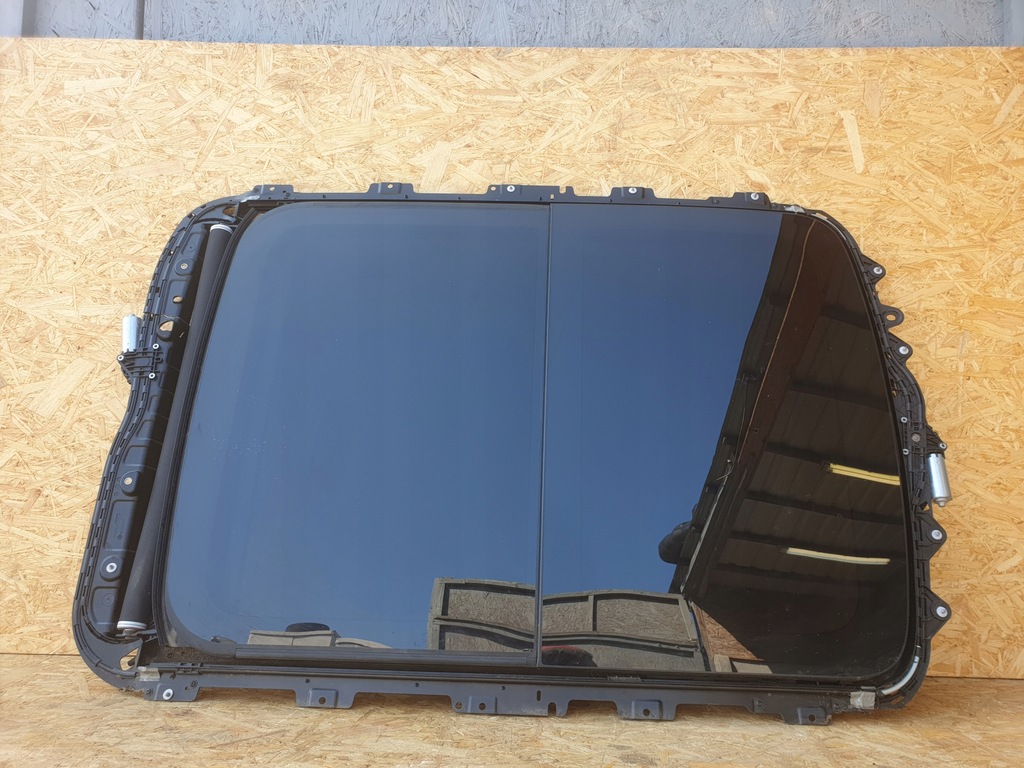 фото №1, Volvo xc40 крыша панорама люк комплект