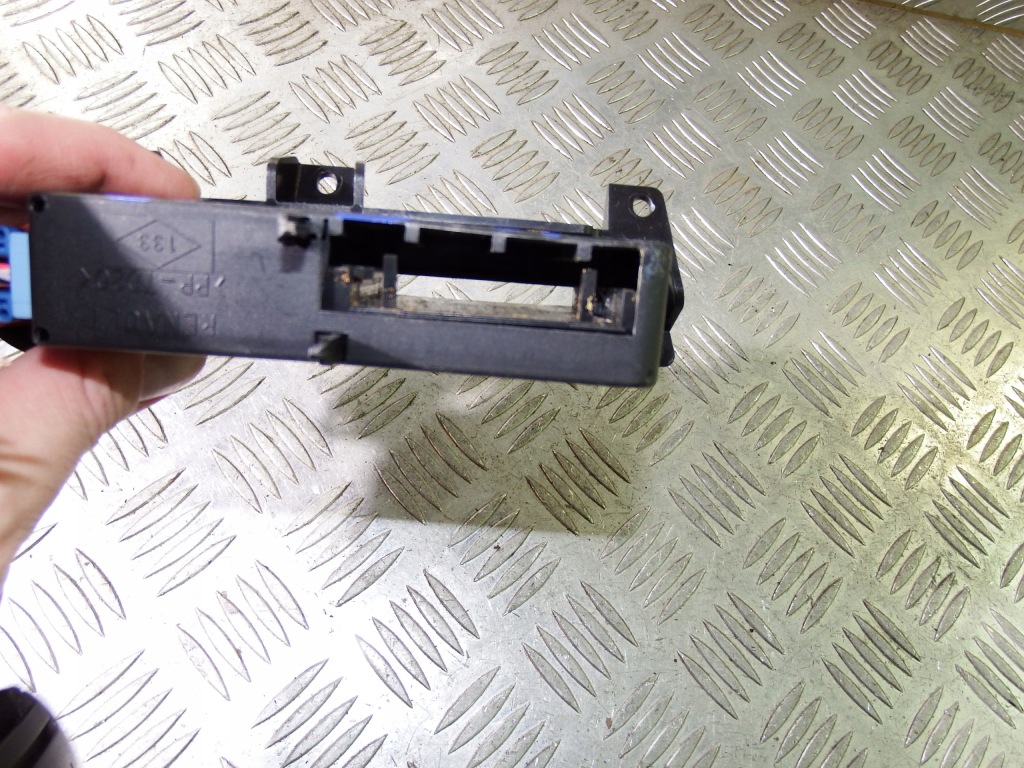 фото №3, Считыватель карты замок зажигания renault espace iv lift fl 8200625887 a