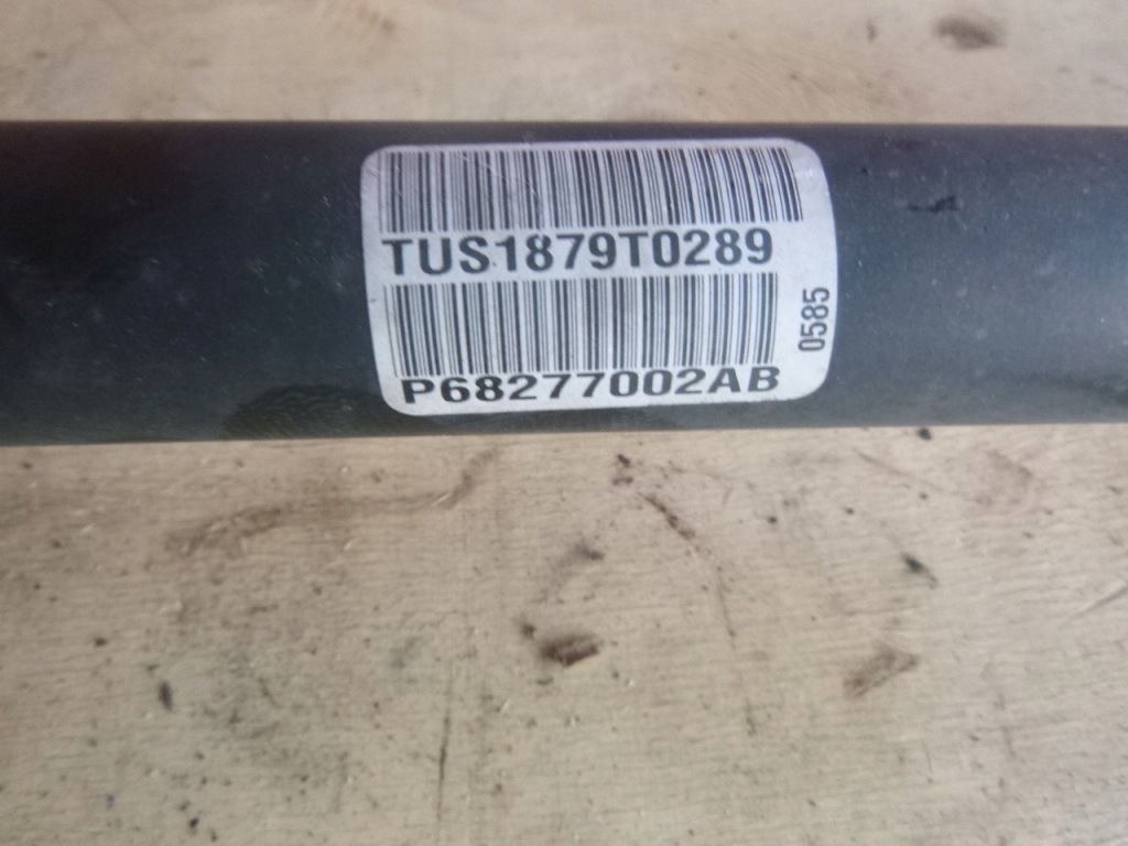 фото №4, Dodge challenger 2015+ приводной вал шарнир левый правый задняя p68277002ab