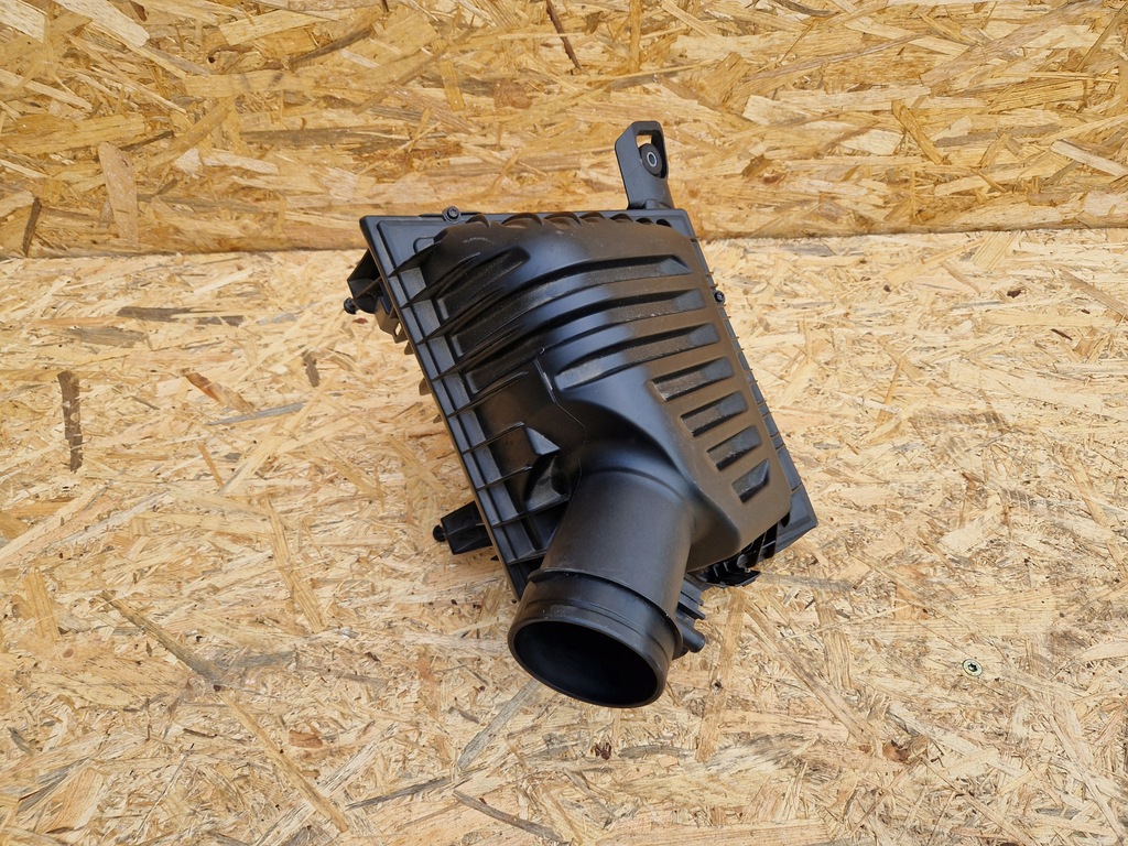 фото №1, Корпус фильтра воздуха bmw