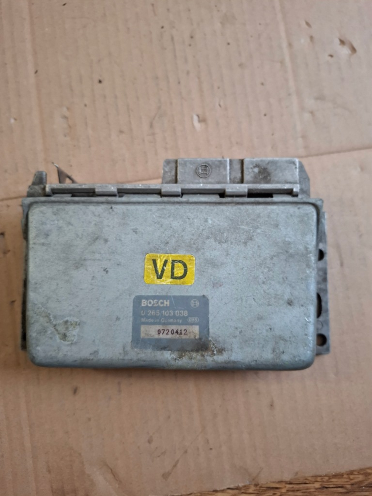 фото №1, Opel calibra модуль abs 0265103038 bosch