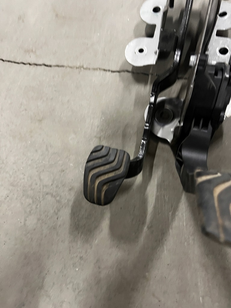 фото №3, Педали gaz тормоз механическая коробка передач renault scenic iv