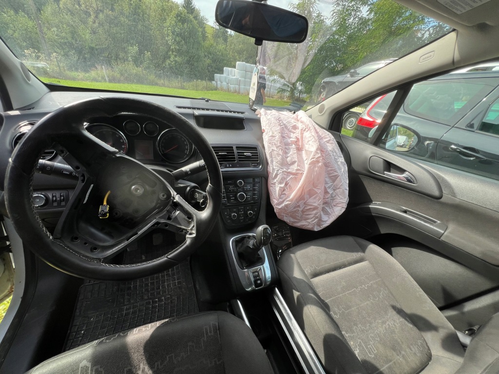 Opel meriva крышка багажника бампер дверь лампы na запчасти стекло стекло крыша сиденье Цена