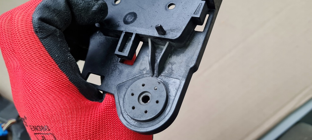 фото №6, S3 8v sedan a3 кронштейн кронштейн насоса abs 5q0614235