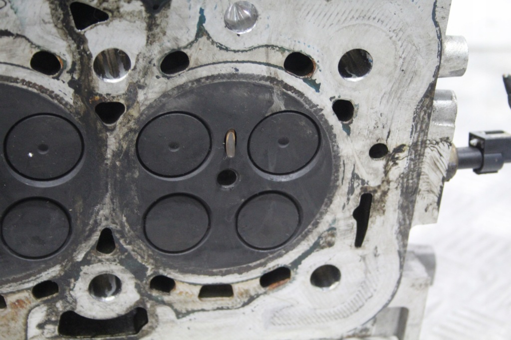 Головка клапани ford custom rfgk2q-6090-ab Недорого