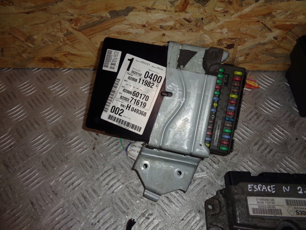 фото №4, Бортовой компьютер набор стартовый иммобилайзер renault espace iv lift 2.0 t 8200444586