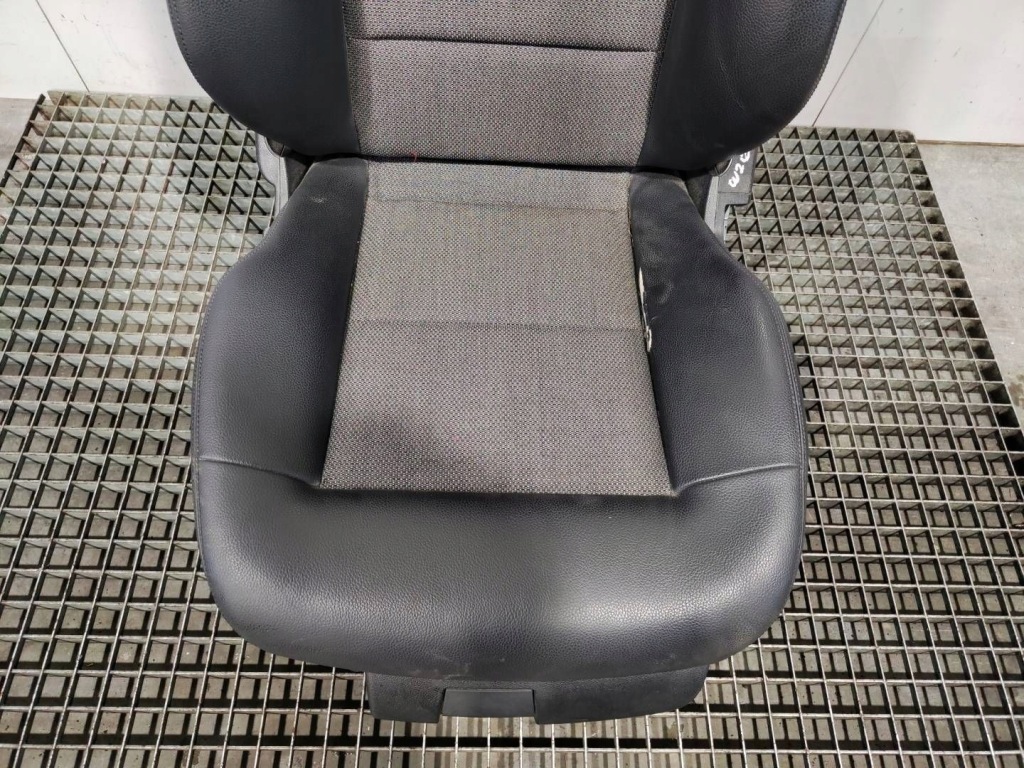 Сидіння ліва перед передній водія mercedes e e-klasa w212 в Україні