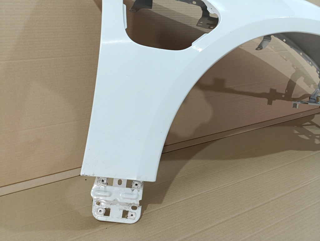 фото №9, Porsche taycan 9j 9j1 крыло передний правый перед сторона правая om