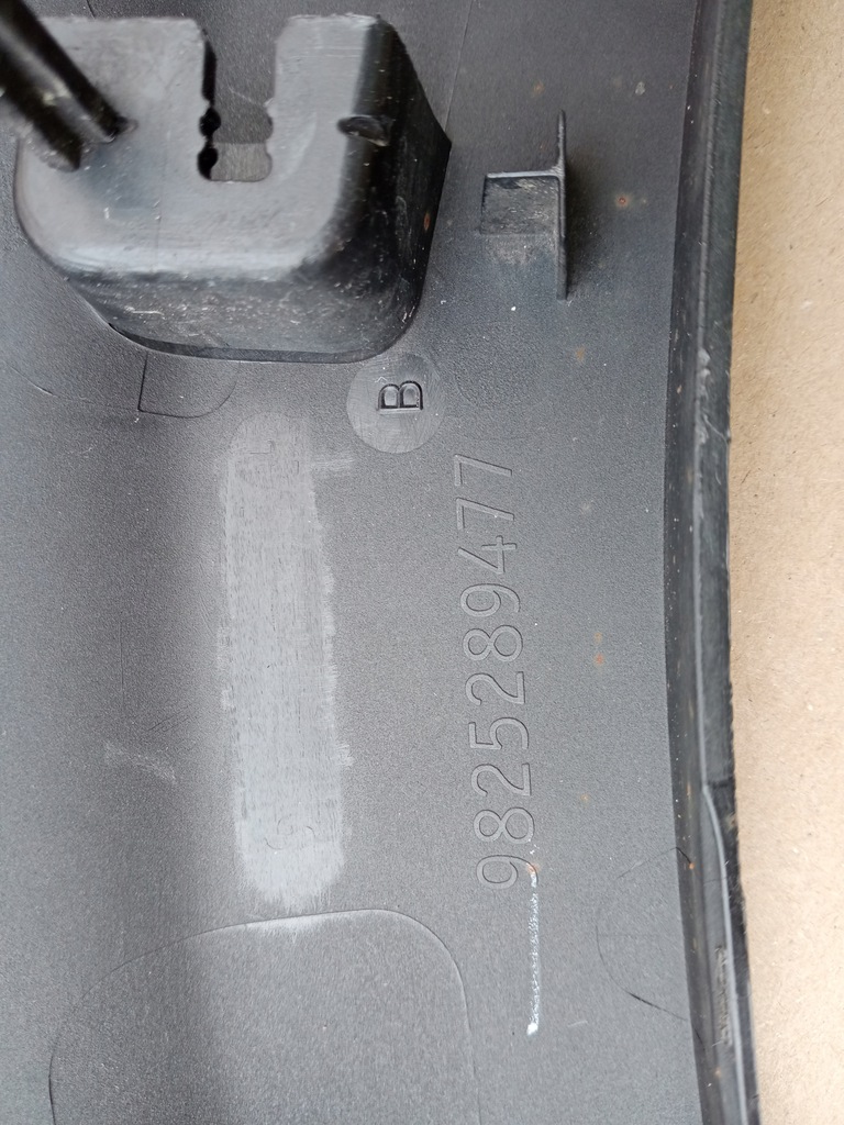 фото №9, Peugeot 3008 права молдинг крила задня 2016r-