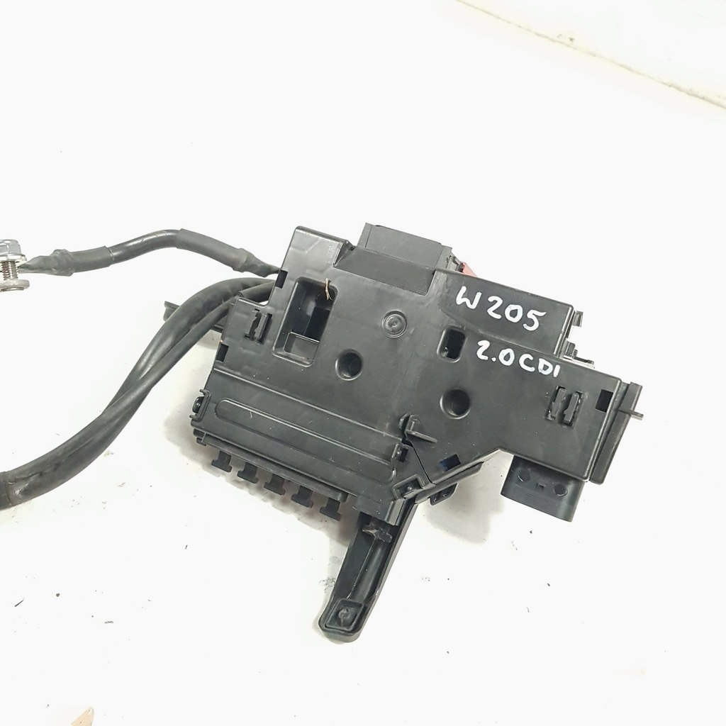 фото №1, Klama аккумулятор mercedes w205 eu 2.0 cdi