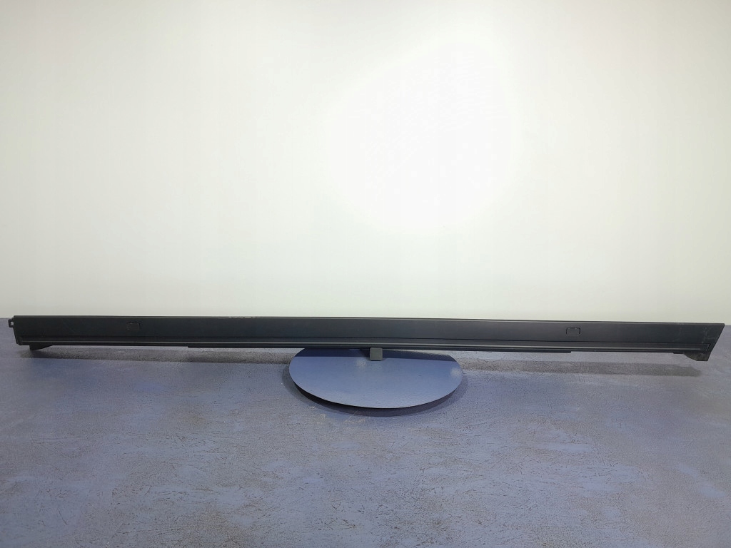 Купити Lexus ux 250h молдинг поріг права 75850-76030