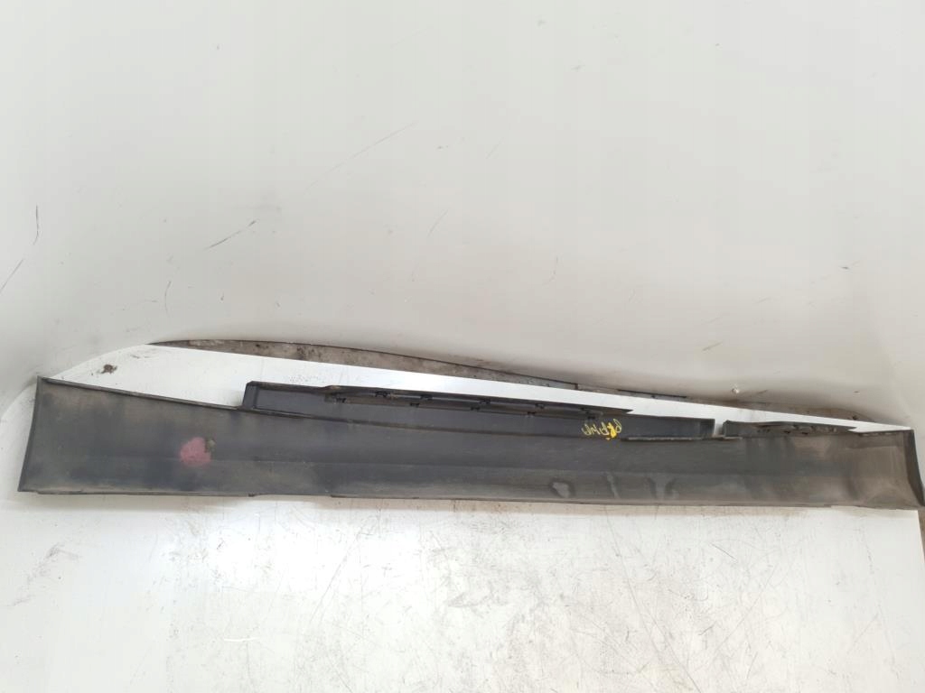 фото №6, Молдинг накладка порог правая bmw 1 e87