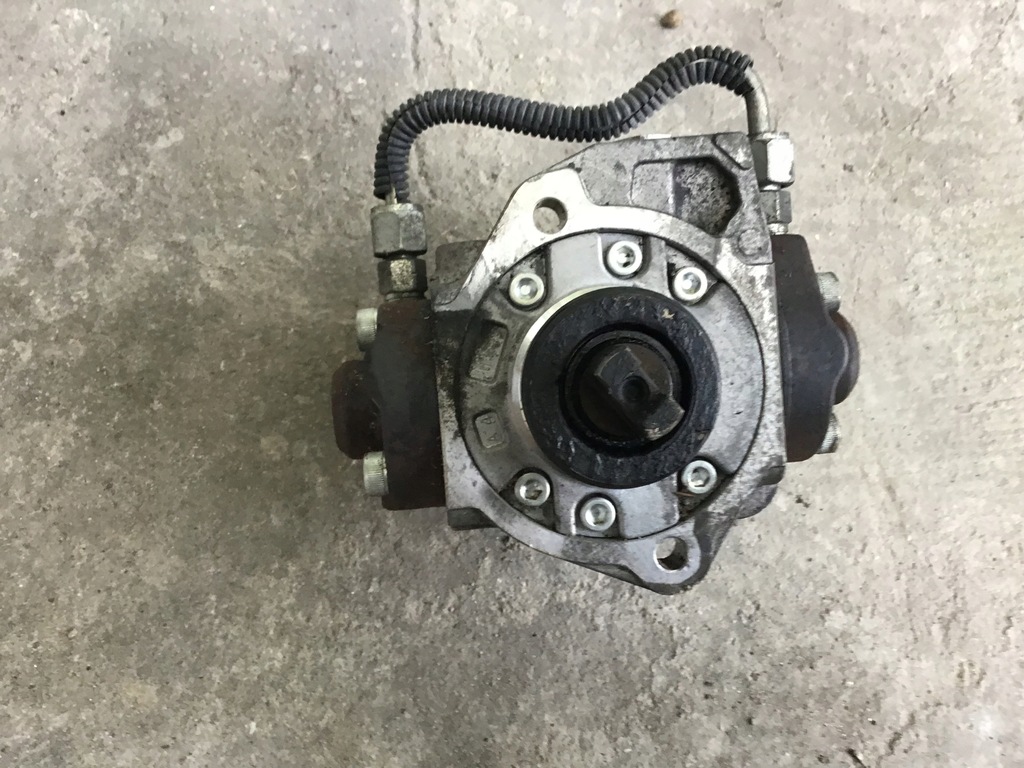 фото №1, Насос упорскування 5h0113800b 2;2d mazda