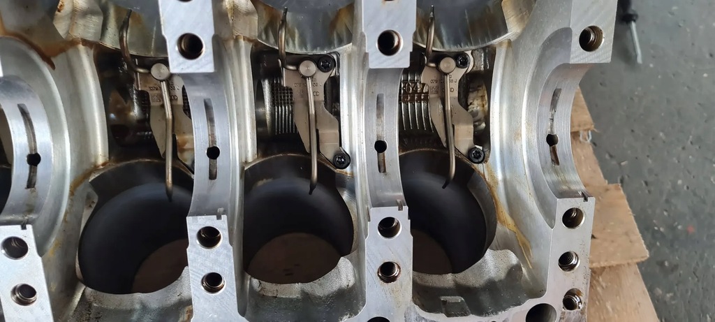 фото №10, S6 c7 4g lift блок корпус двигателя 4.0 tfsi ctg 079103023ar s7 4g