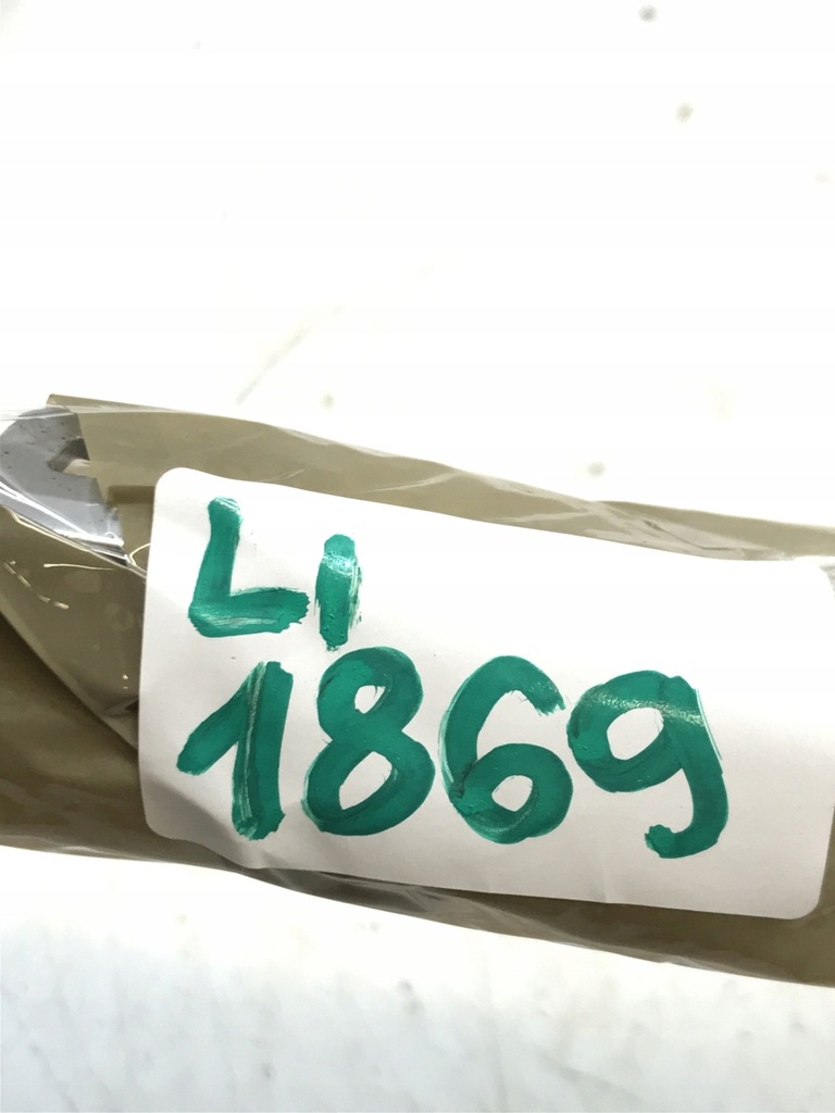 фото №9, Vwpassat b8 молдинг бампера правый задняя 3g9853842a