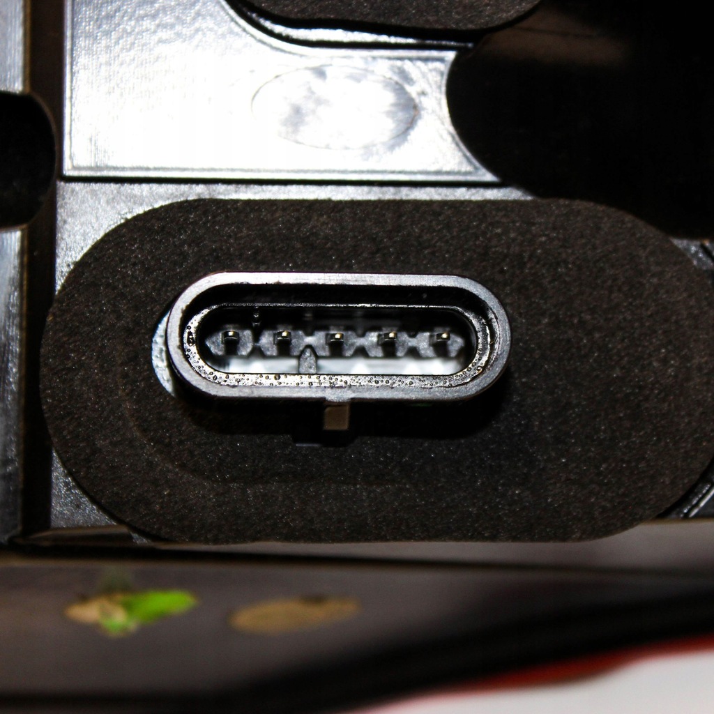 фото №6, Maserati ghibli 2017 правая сторона лампа задняя