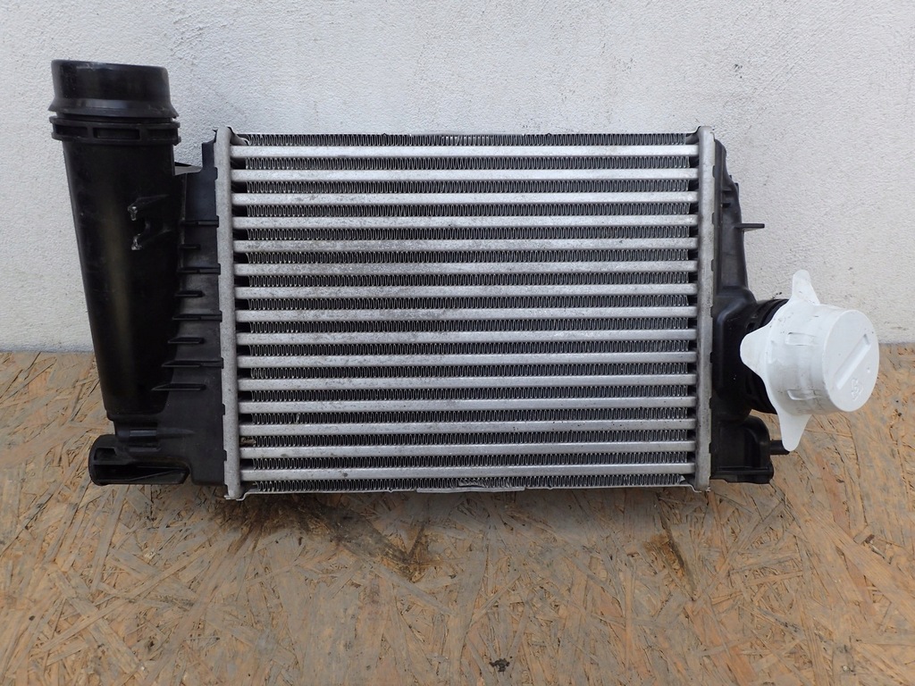 фото №1, Интеркулер renault megane 4 iv 144962803r
