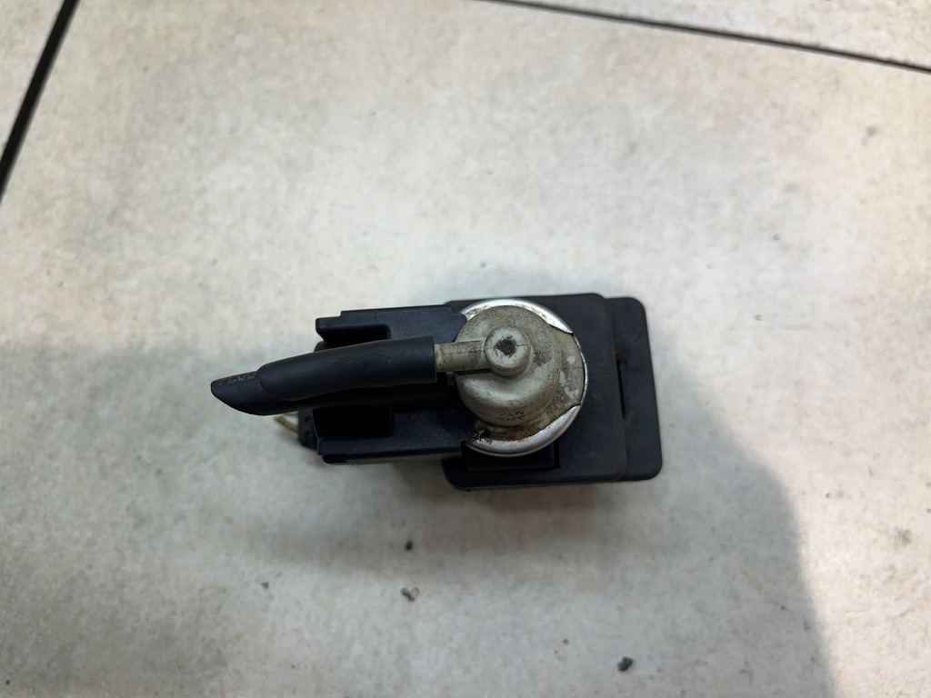 фото №5, Клапан вакуумa primera p12 1.9dci 8200270