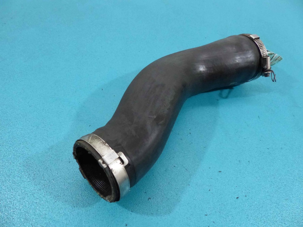 фото №1, Труба воздуха audi a8 d4 09-17 4.2 tdi v8