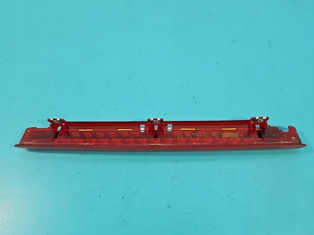 Третье  фонарь  стоп стоп-сигнал vw touran 1 hb с Разборки