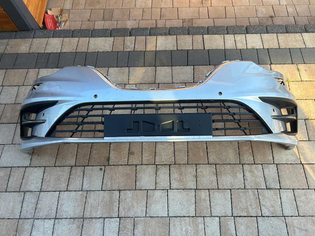 фото №1, Megane iv lift 20- бампер передній + ґрати