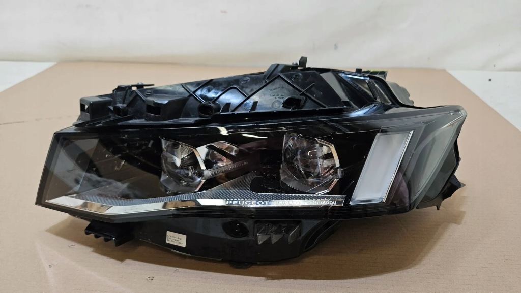 Купить Фара перед передняя левая peugeot 508 2 full led 9823144680
