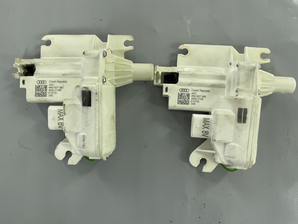 фото №1, Audi s6 a6 c8 доводчик двері правий правих перед /задня 4n0837060