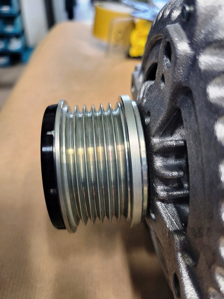 фото №11, Новый оригинальный генератор citroen c4 iii 1.2thp denso - 9835688980