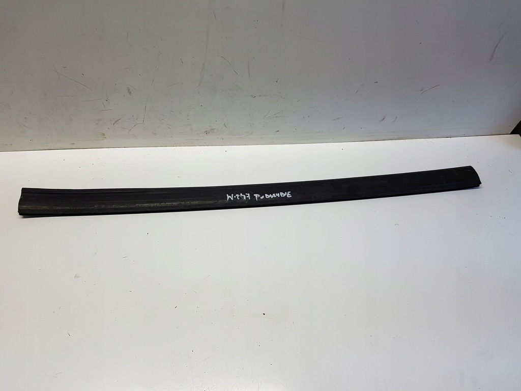 фото №1, Mercedes w247 прокладка жабо