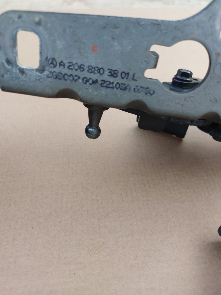 фото №7, Петля капот mercedes c-klasa w206 правый левый комплект a2068803801/3901