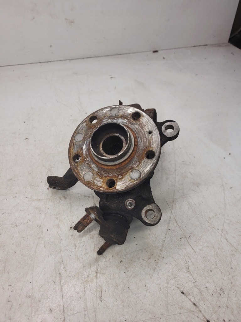 фото №1, Поворотный кулак правый перед audi a3 8plift vw 1k0407256a