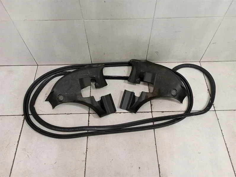 фото №1, Bmw 4 g83 m4 boot ущільнювач 51177490633 convertible set