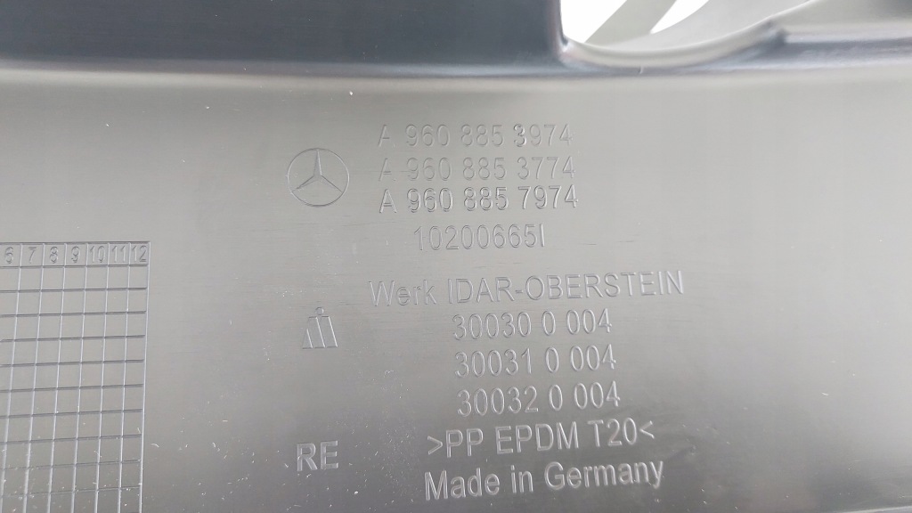 Mercedes actros mp4 решітка бампера перед права nowe Оригінал