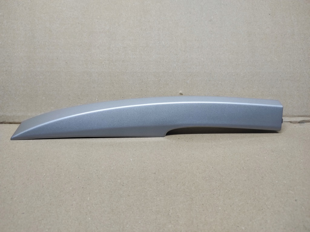 фото №1, Заглушка накладка рейлінг ліва перед renault laguna iii kombi