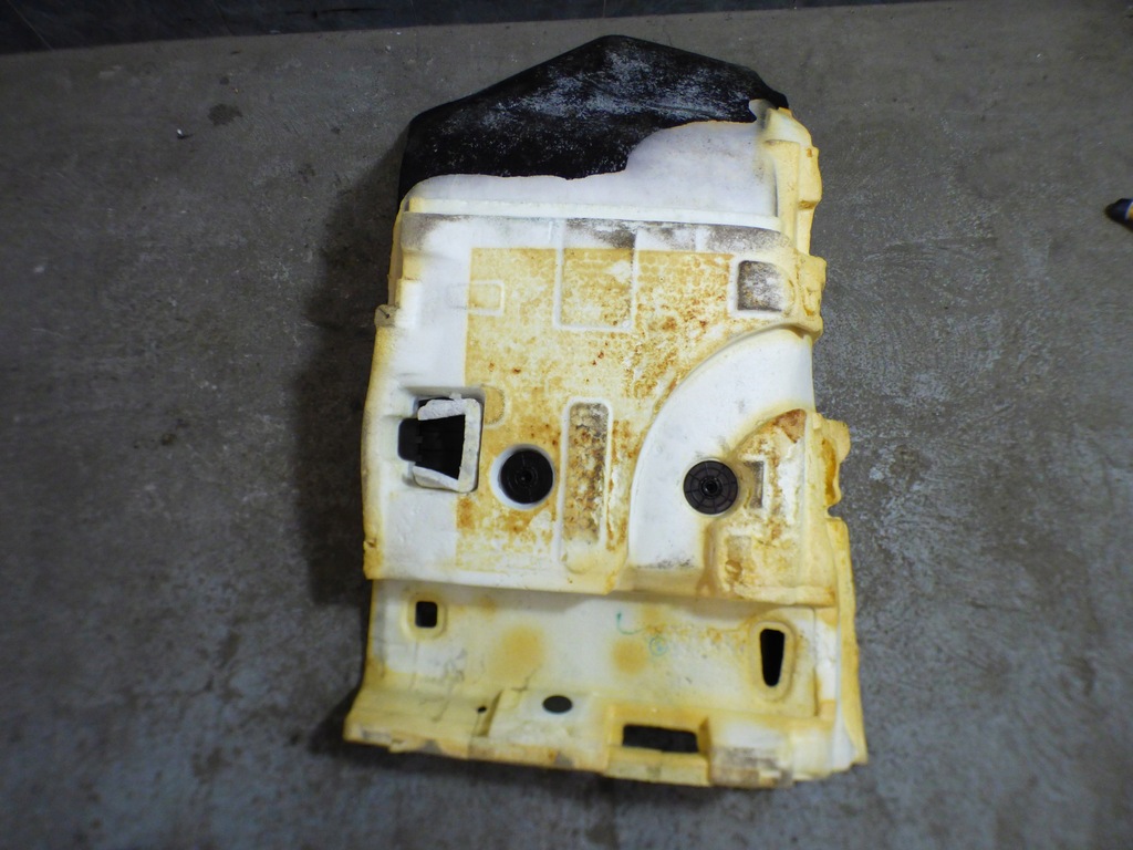 фото №10, Обшивка коврик салона правая левая europa fiat tipo ii