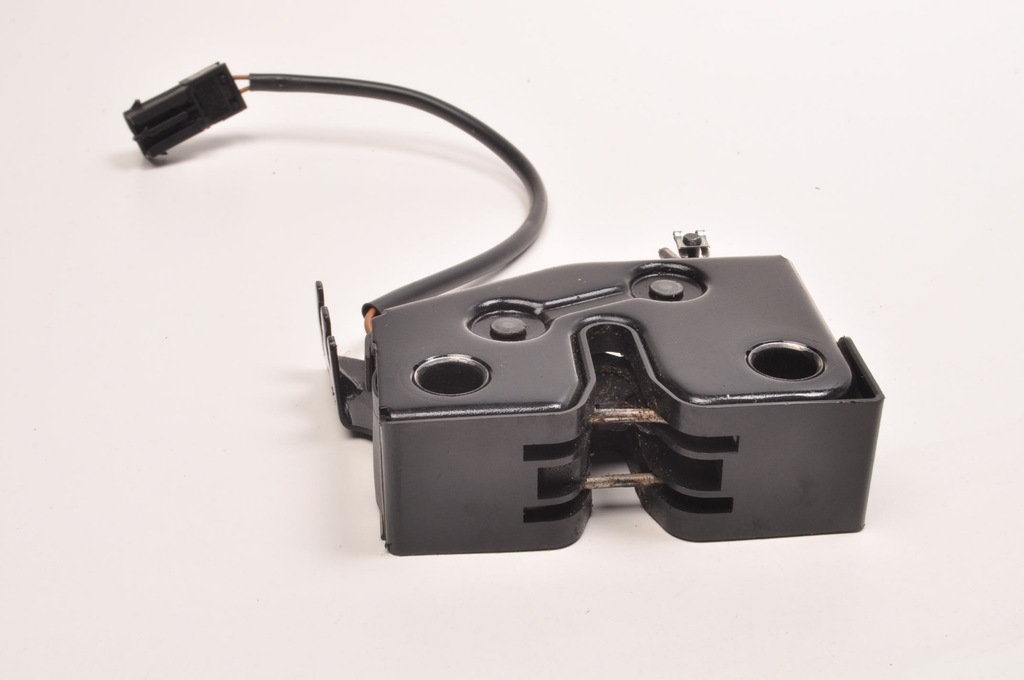 фото №6, Porsche cayman 987 замок багажника крышки 98751205300