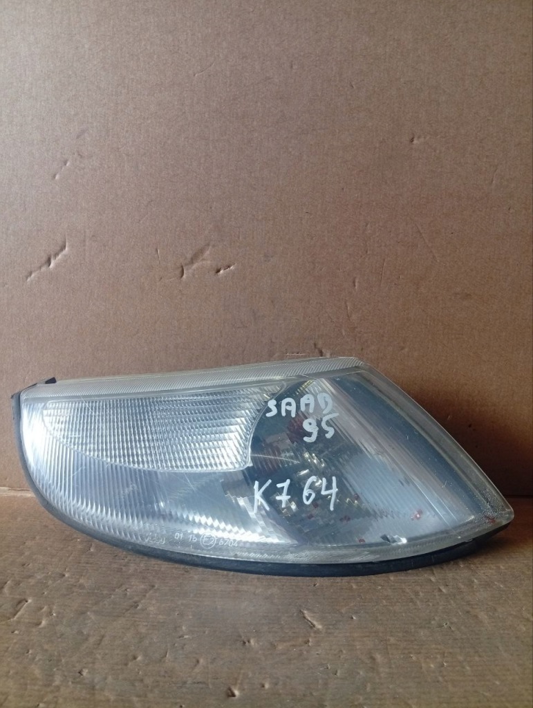 фото №1, Поворотник правый saab 9-5 95
