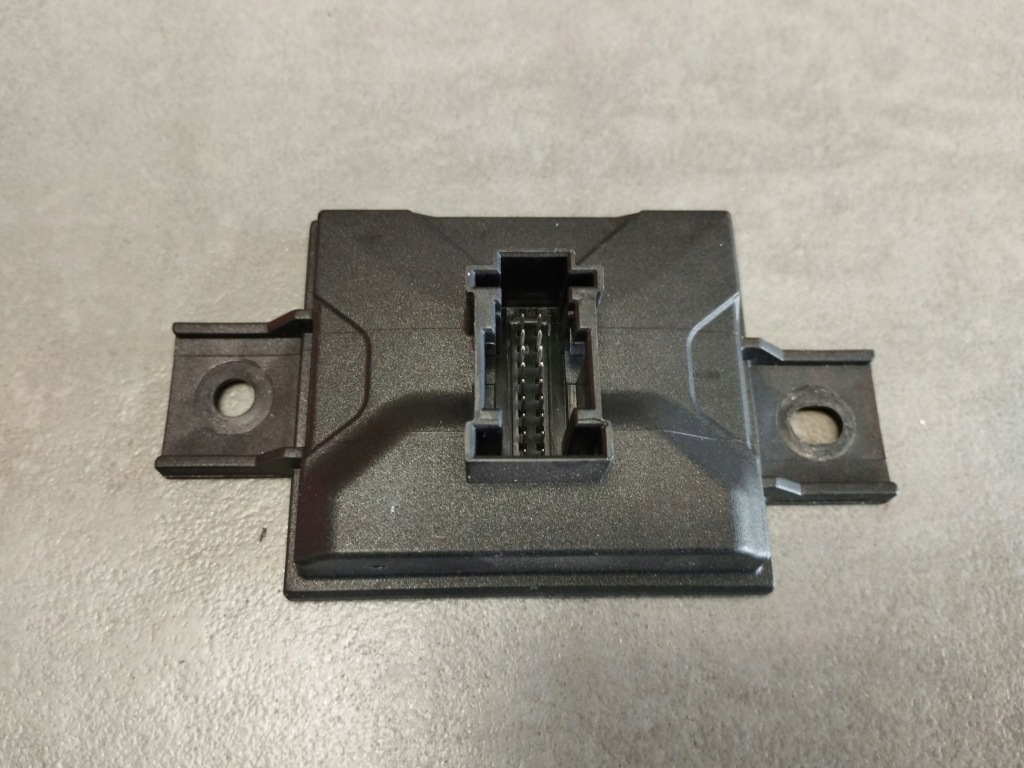 фото №1, Mercedes-benz s w222 2014 модуль камери задня a2229000905