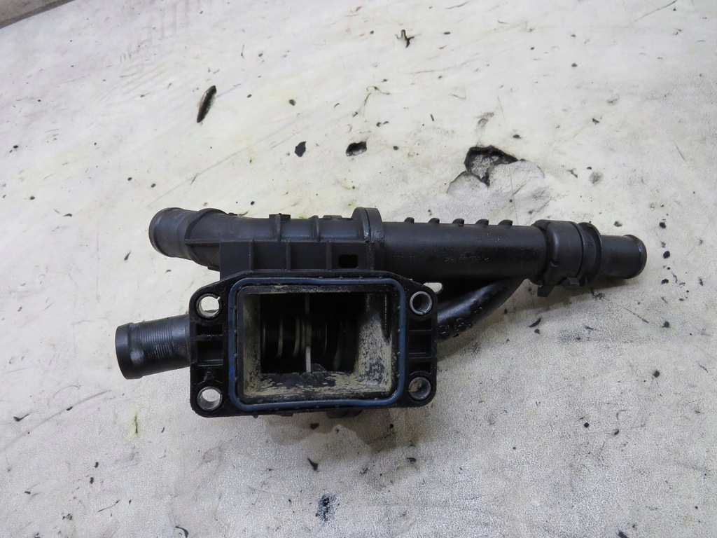 фото №1, Корпус термостата c4 picasso 9684588980