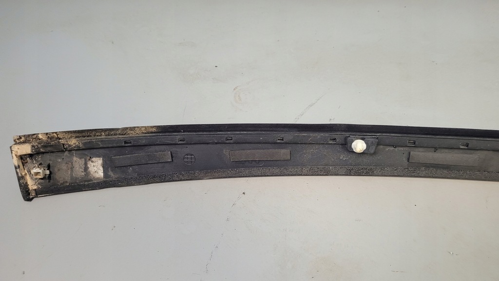 фото №8, Hyundai i40 kombi 15r молдинг дах панорами права