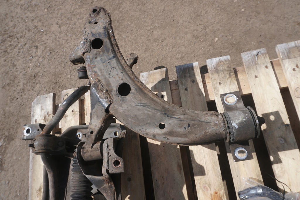 фото №9, Subaru forester ii lift 2007r 2.0b ej204 балка подвеска рычаг тяга