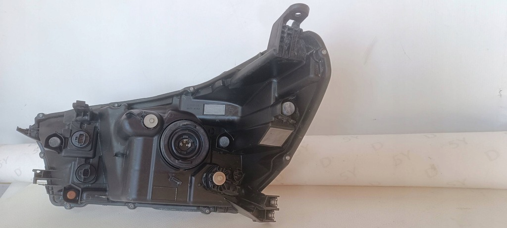 фото №9, Лампа toyota hilux viii 8 15-20 правая