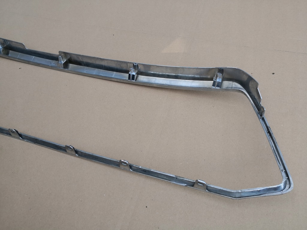 фото №10, Toyota highlander ii 07- хром бампер перед решётка радиатора