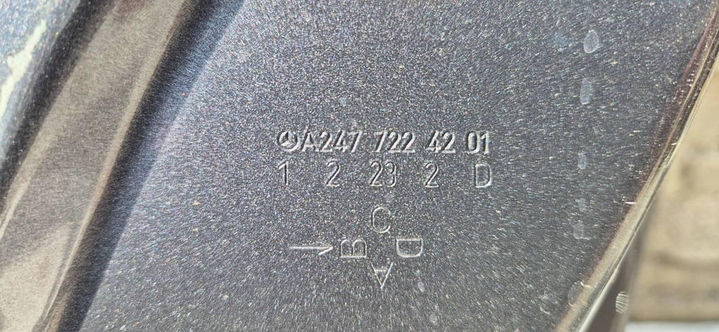 фото №14, Mercedes gla h247 20- дверь правый перед + молдинг org